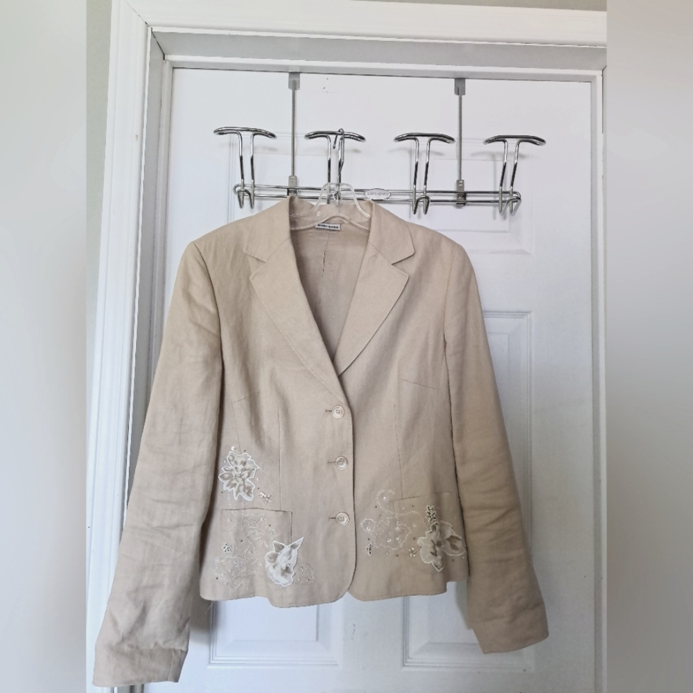 18. Gerry weber linen blazer